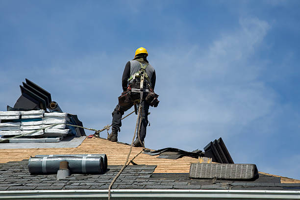 Professional Metal Roofing technician working in Sheridan, TX